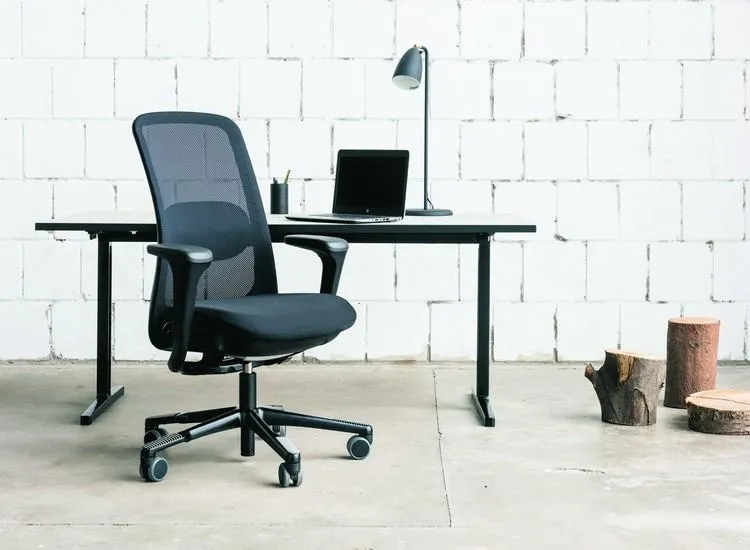 HÅG SoFi Mesh 7500 Ergonomic Office Chair with Headrest - Black