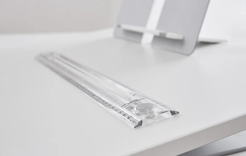 moll Magnetic Ruler