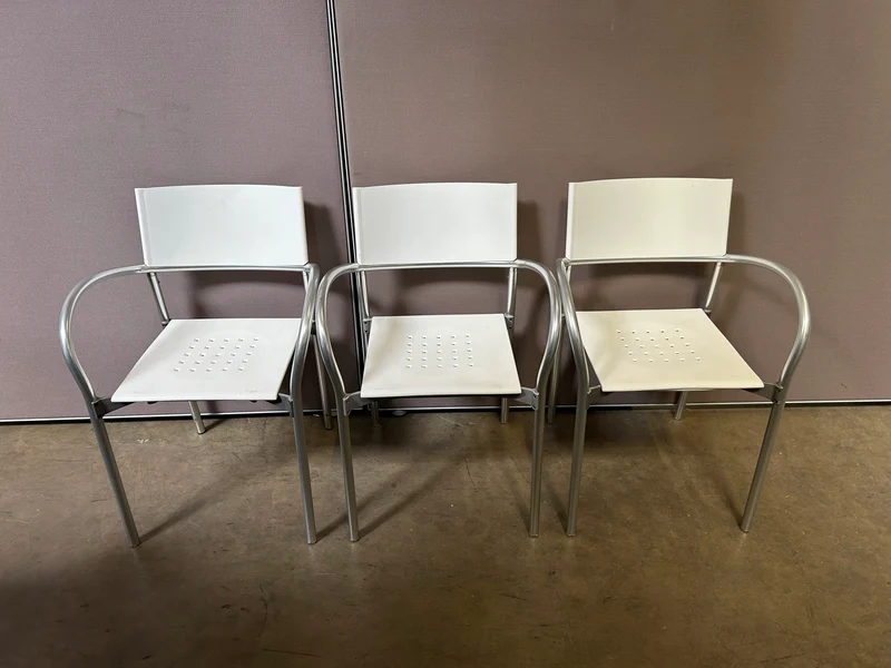 Konferenzstuhl Weiß