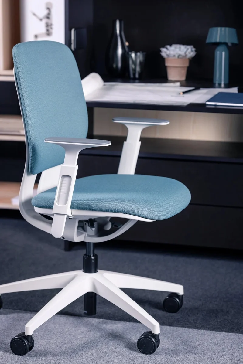 Klöber LIM White Padded (Mit Funktionsarmlehne)
