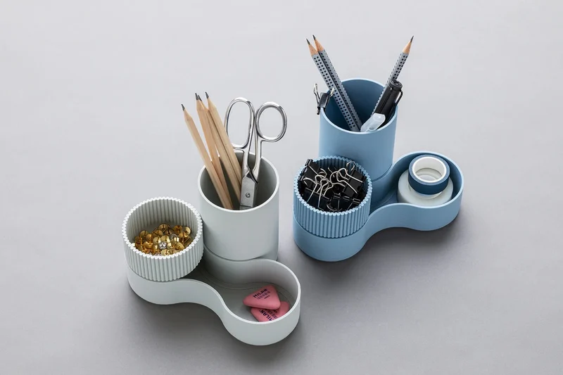 bFriends Desk Pots