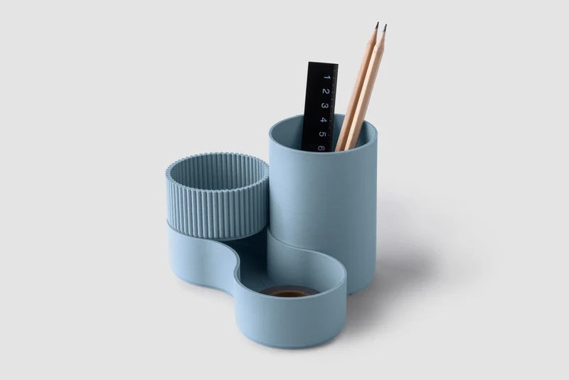 bFriends Desk Pots