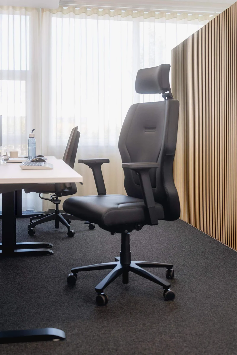 Interstuhl XL 113 – XXL 24h Bürostuhl bis 200 kg belastbar