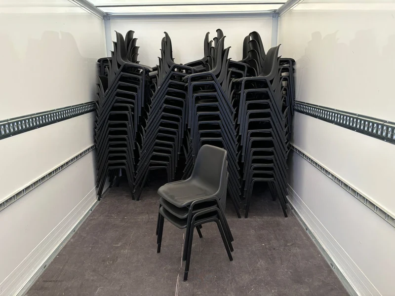 Stapelstuhl Konferenzstuhl Schwarz