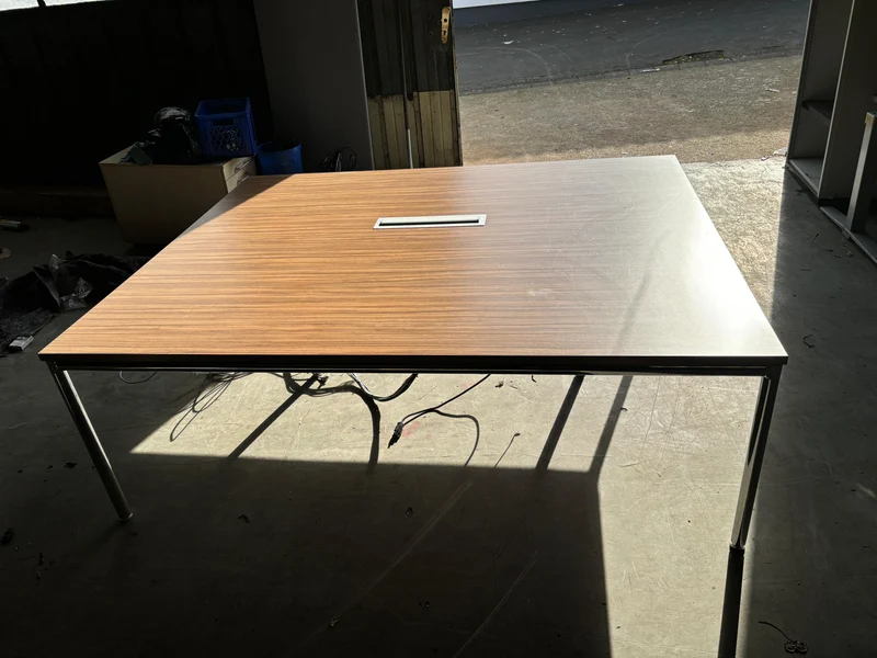 XXL Konferenztisch Bosse Nussbaum