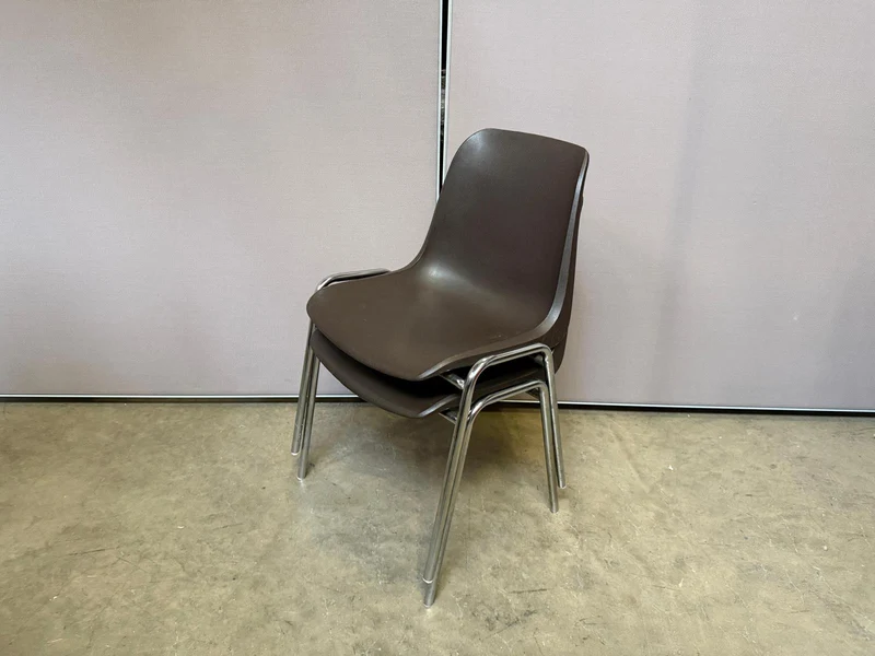 Konferenzstuhl Braun