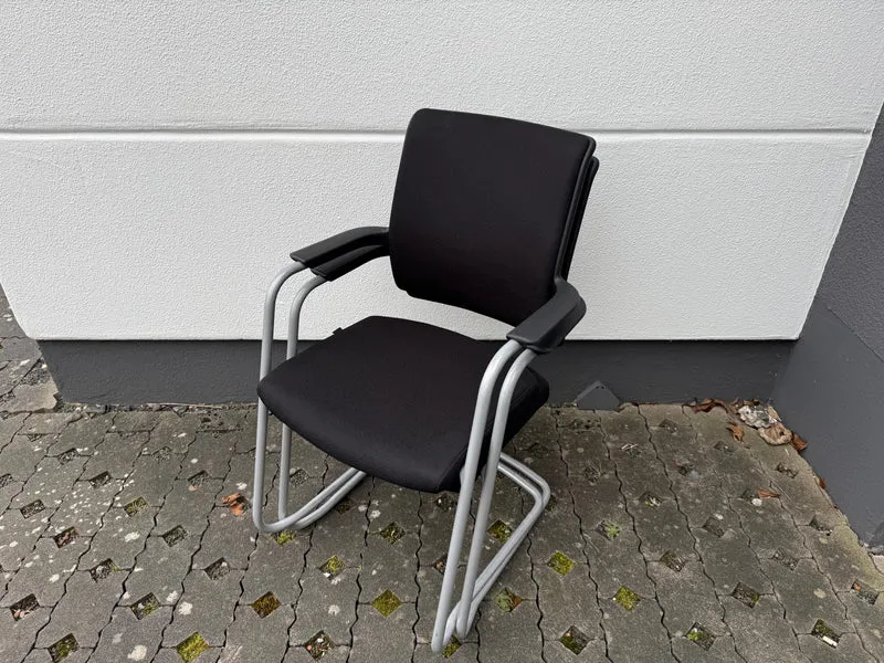 Interstuhl Hero Konferenzstuhl