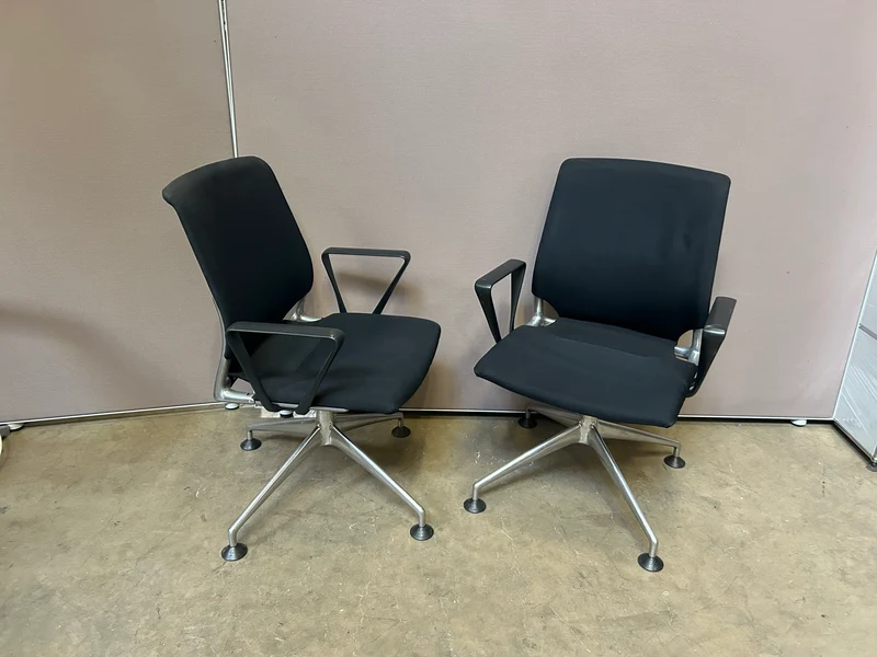 Vitra Meda Chair Stoff Konferenzstuhl