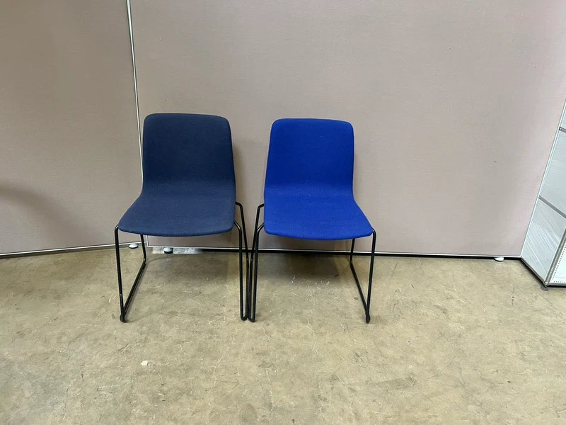 Konferenzstuhl Blau