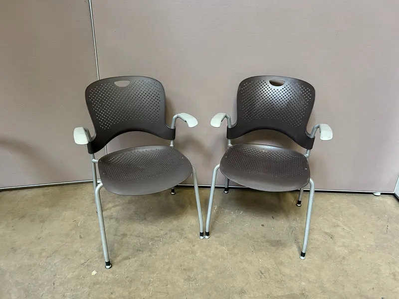 Herman Miller Caper Konferenzstuhl
