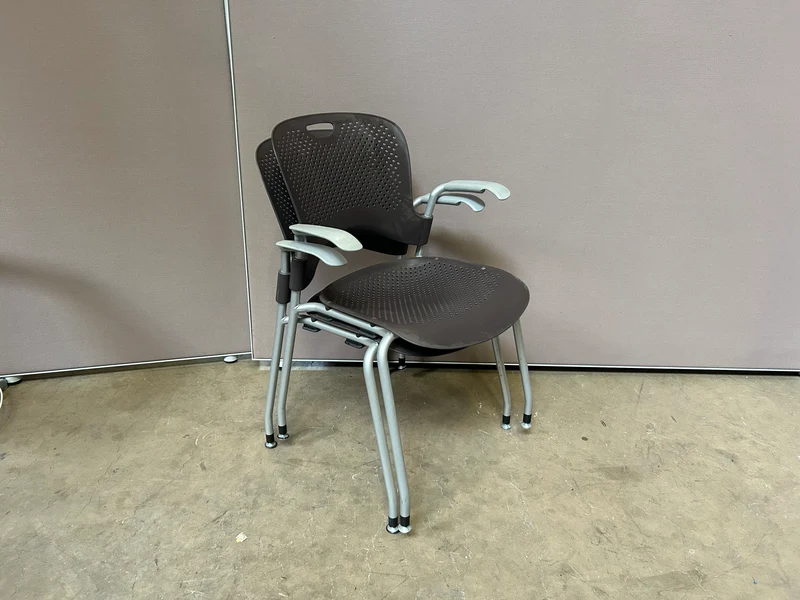 Herman Miller Caper Konferenzstuhl