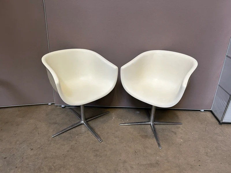 Segis Derby Schalenstuhl