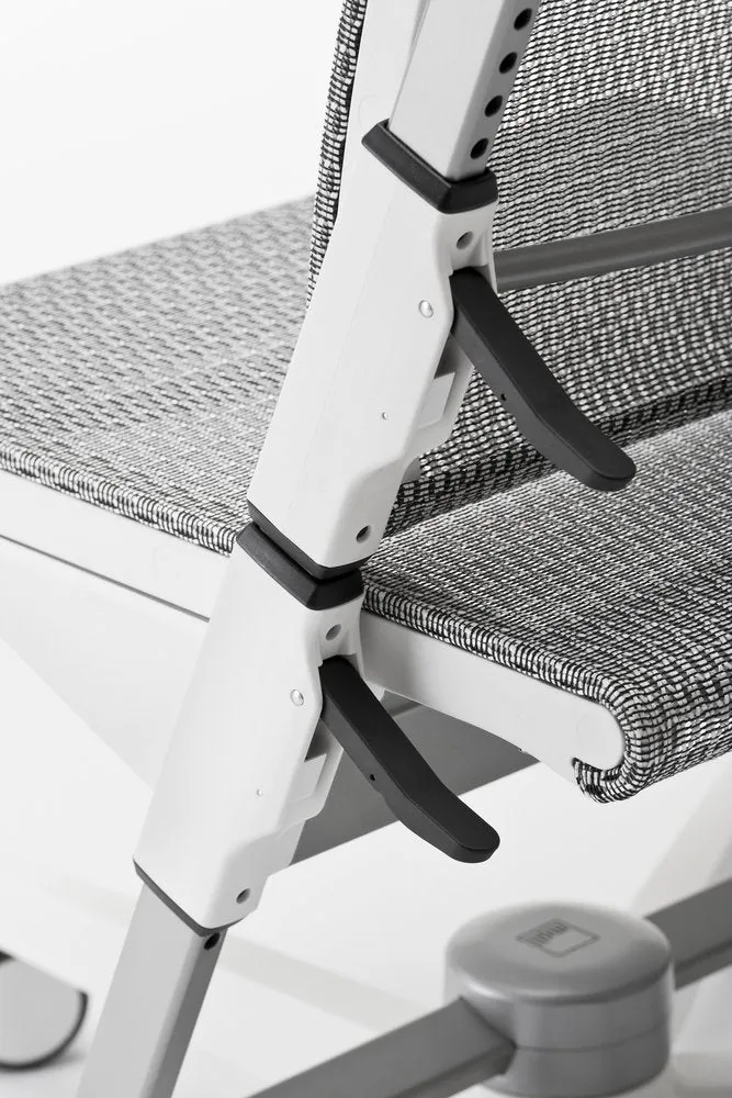 moll Scooter Chair Grey