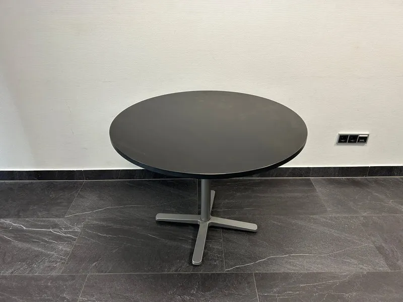 Brunner runder Besprechungstisch
