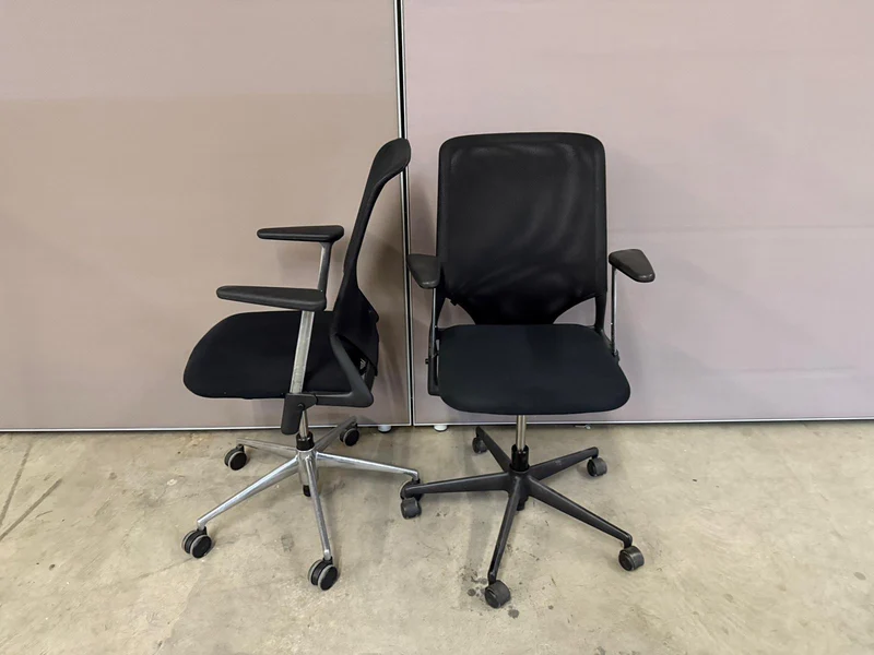 Vitra Meda Bürodrehstuhl