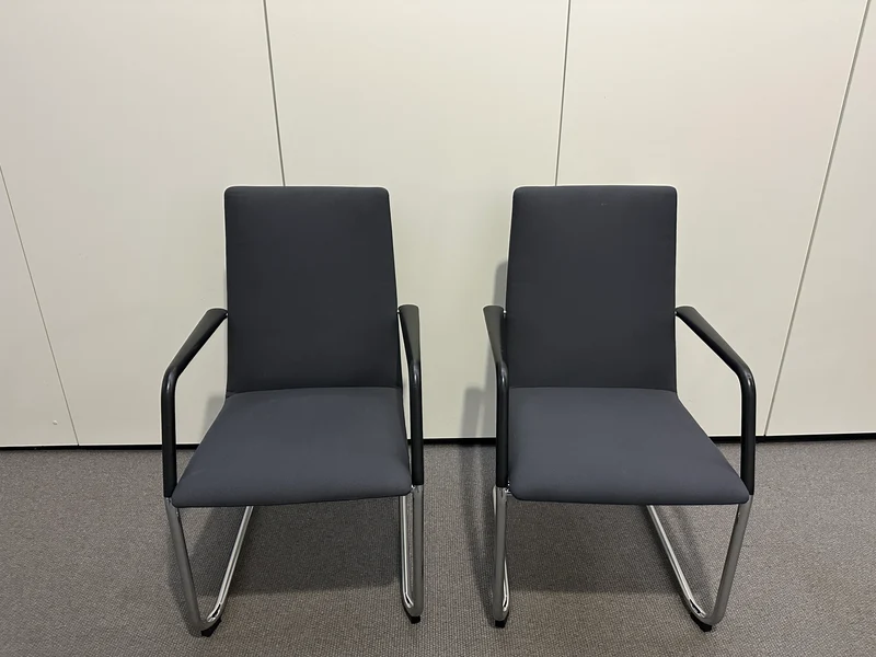 Brunner Fina Soft Konferenzstuhl Grau