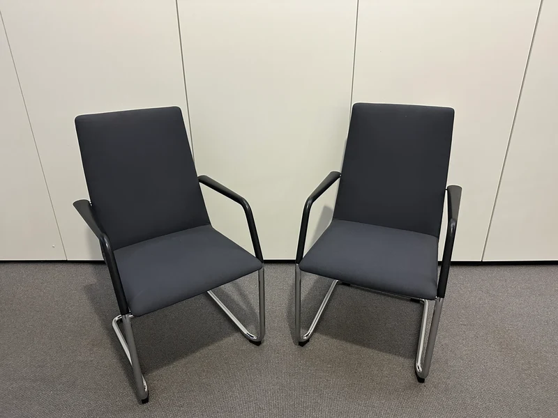 Brunner Fina Soft Konferenzstuhl Grau