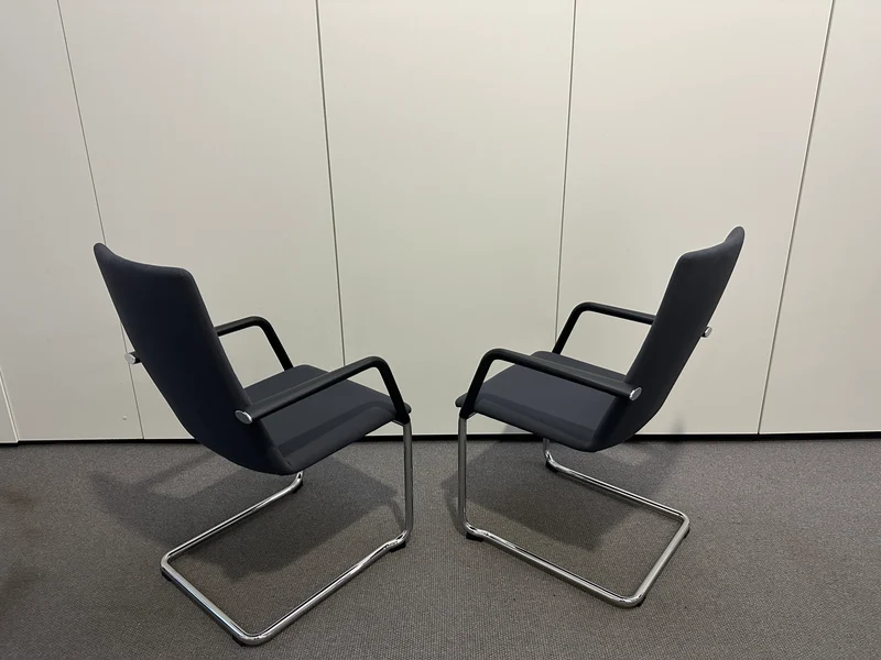 Brunner Fina Soft Konferenzstuhl Grau