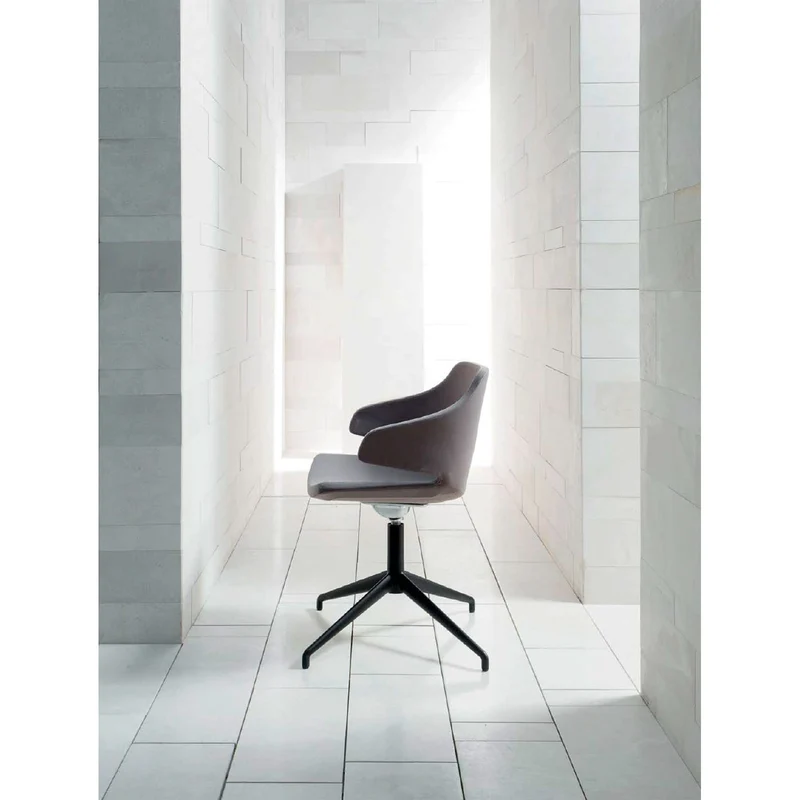 Meraviglia Swivel Armchair