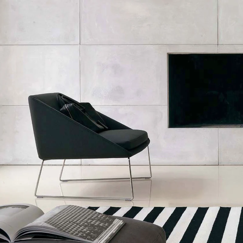 Kelly Lounge Chair
