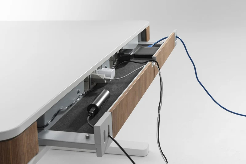 moll T7 Electric Standing Desk