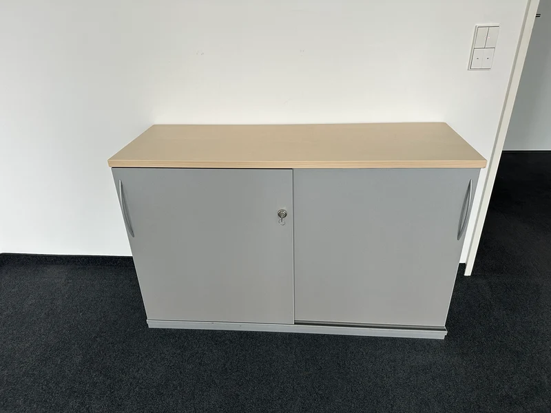 König & Neurath Sideboard Grau / Ahorn