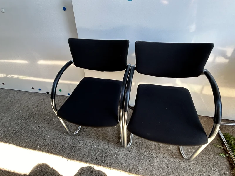 Konferenzstuhl Schwarz