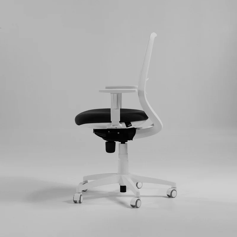Post Task Armchair