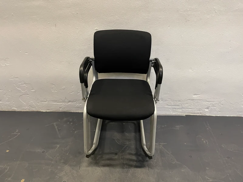 Drabert Konferenzstuhl Schwarz
