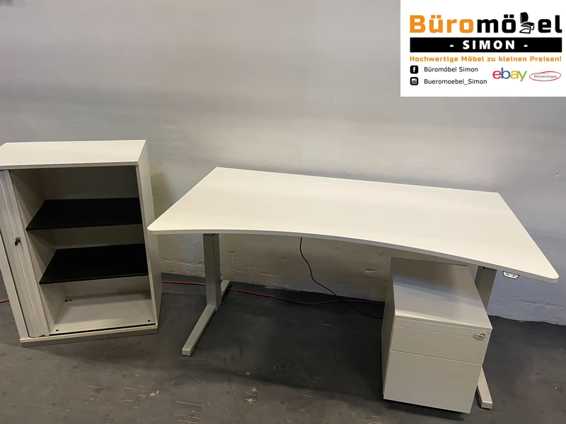 Steelcase elektrisch Höhenverstellbarer Cockpitschreibtisch Weiß / Lichtgrau