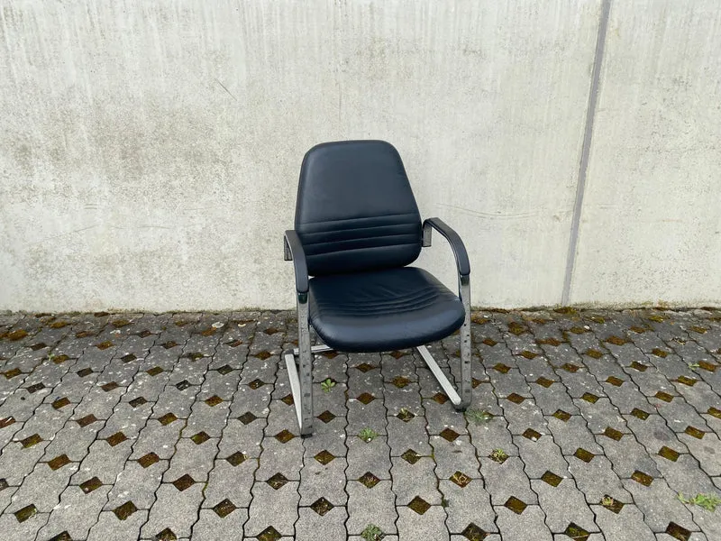 Dauphin Konferenzstuhl Leder