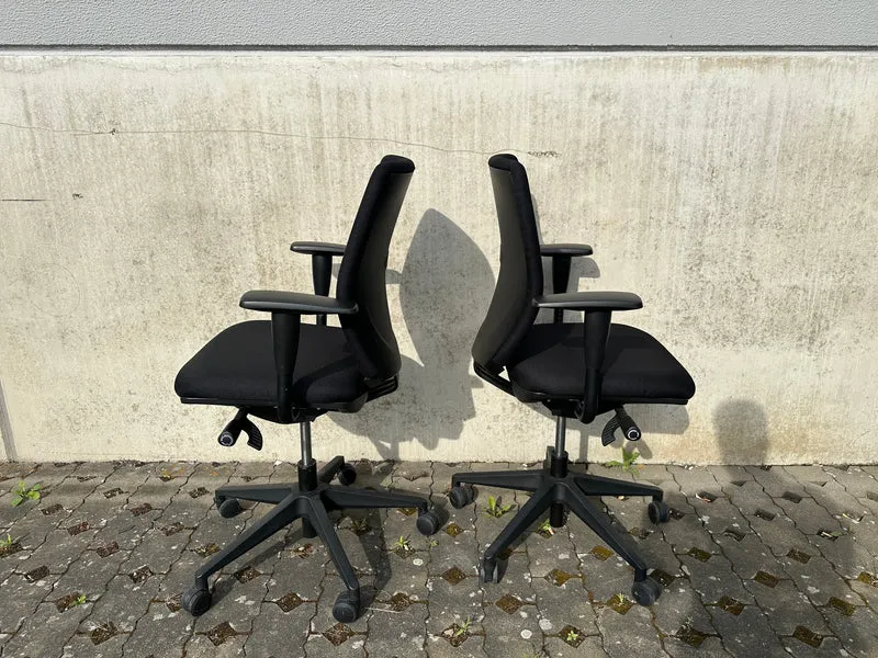 ErgoSit Basic Bürodrehstuhl Schwarz