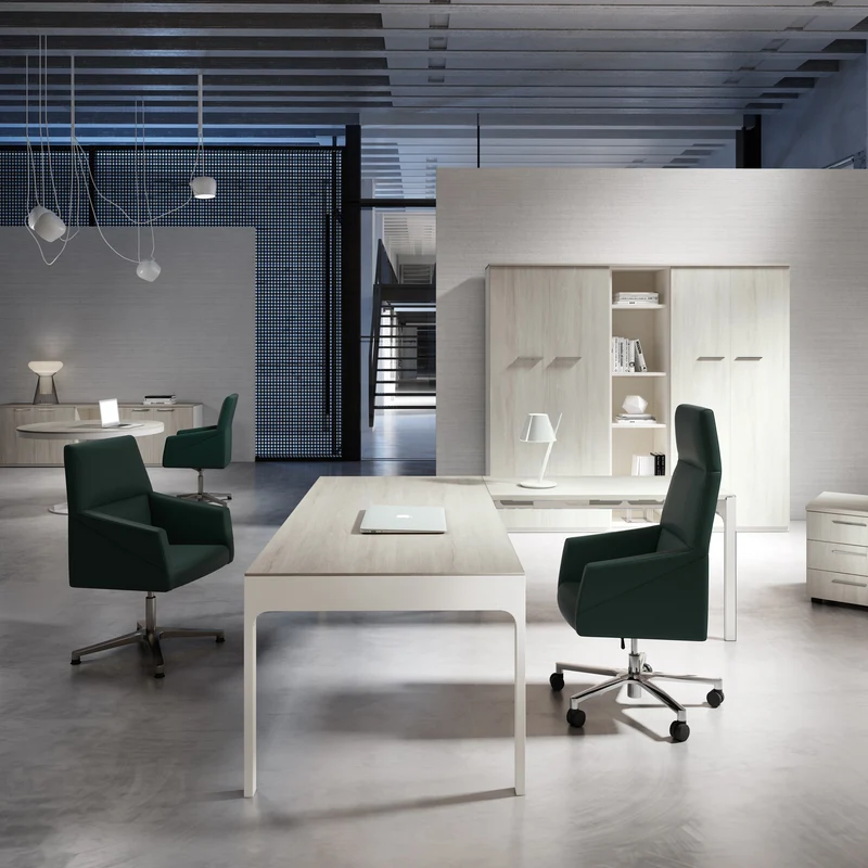 Lance Desk