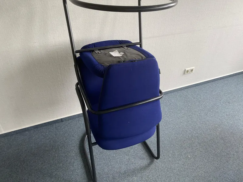 Dauphin Konferenzstuhl Blau