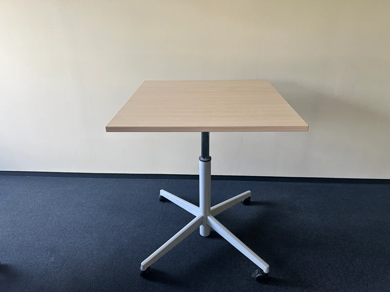Steelcase Lift-up-Tisch