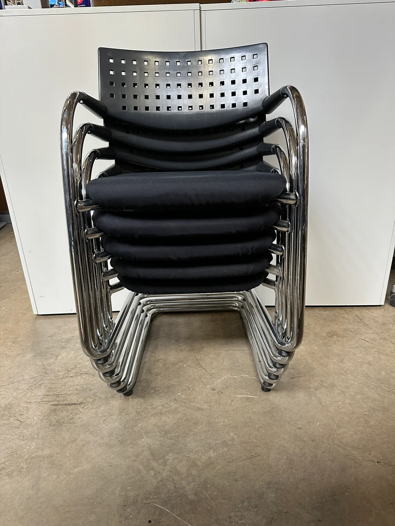 Vitra Visavis Konferenzstuhl Schwarz