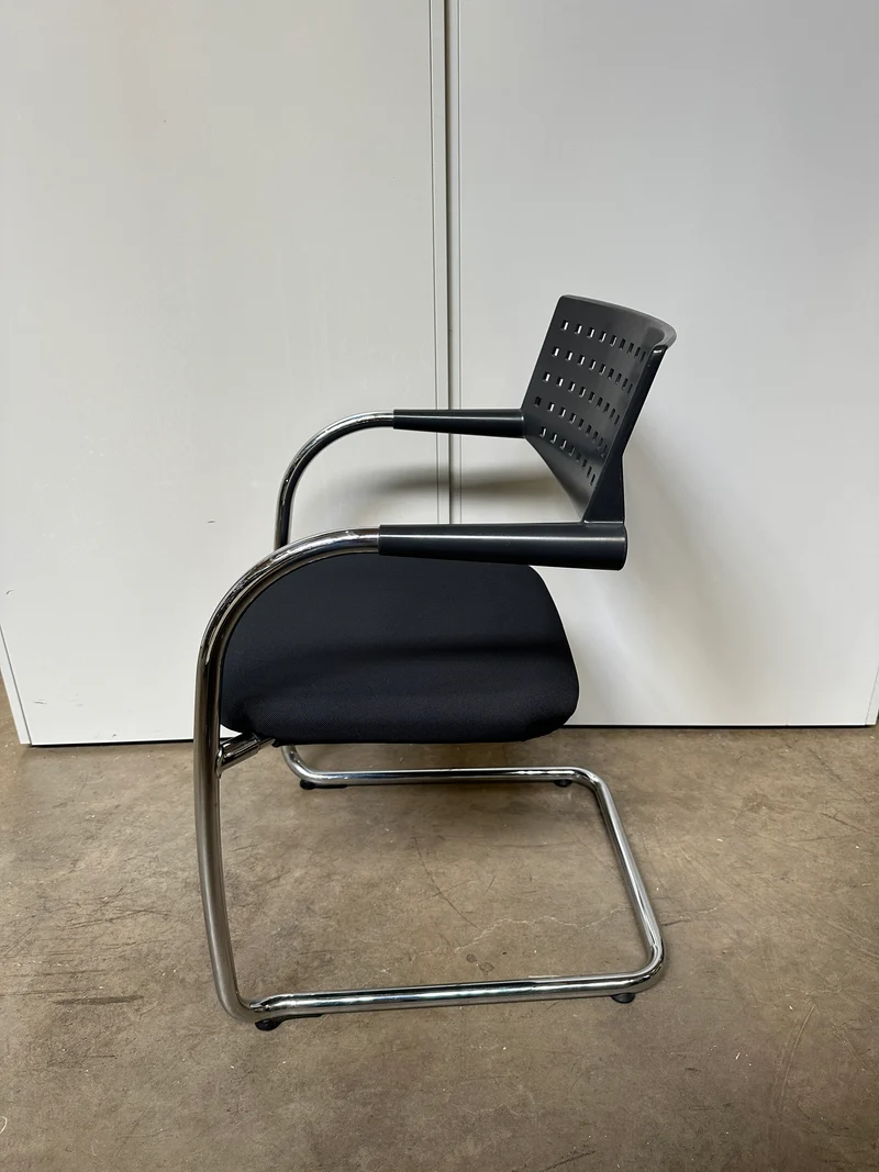 Vitra Visavis Konferenzstuhl Schwarz