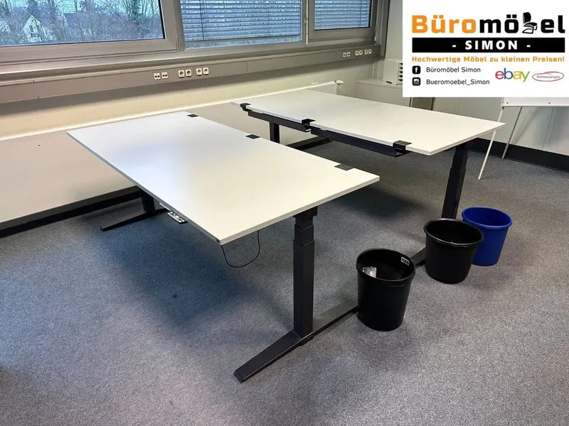 König & Neurath Elektrisch Höhenverstellbarer Schreibtisch Grau